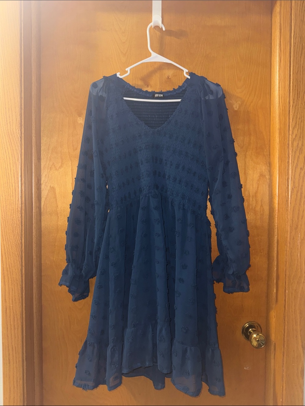 Women’s Navy Blue Long-Sleeve Smocked Waist Dress. NWOT size large